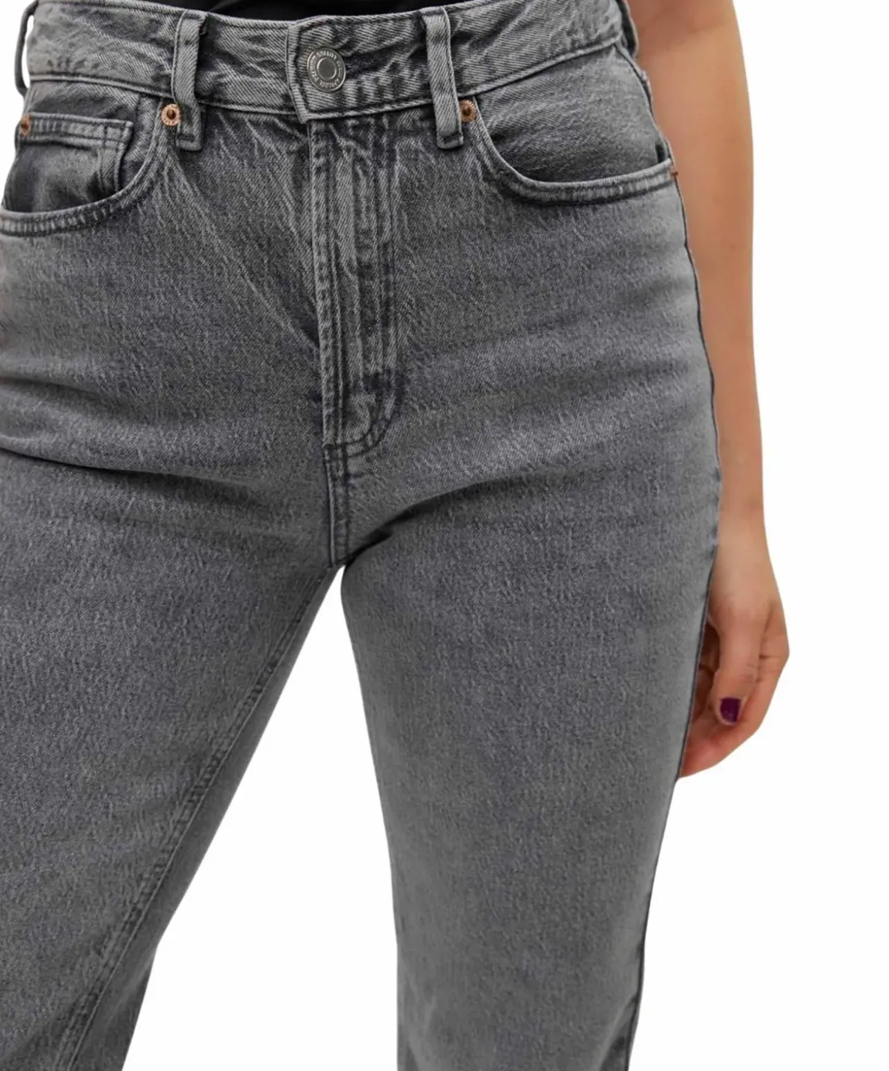 Vero Moda Jeans Tessa in Grau mit Straight Fit