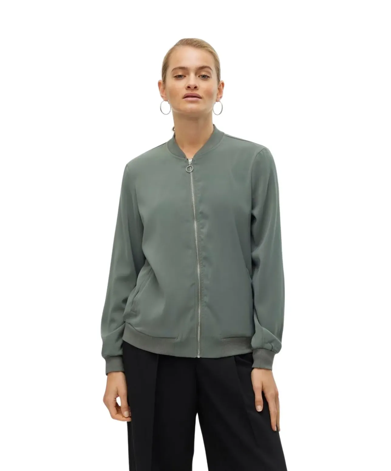 Vero Moda Kurze Bomberjacke Coco in Laurel Wreath