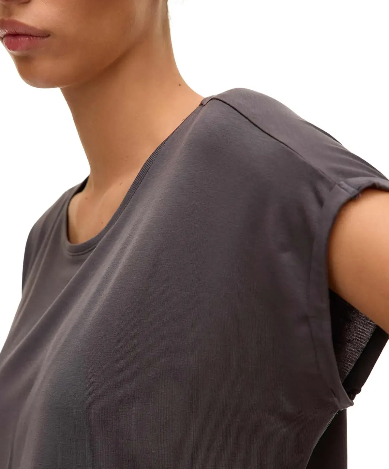 Vero Moda T-Shirt AVA mit Rundhals in Asphalt