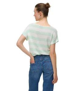 Vero Moda T-Shirt Wide in Azurblau mit Streifen