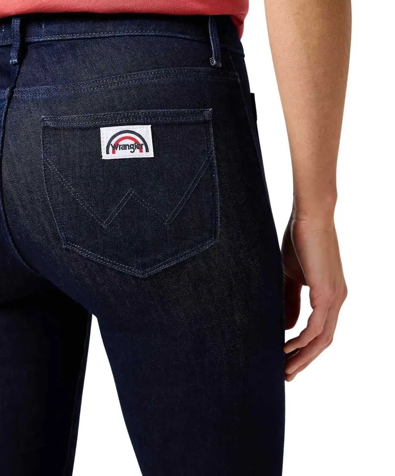Wrangler Flare Jeans in Moonlight-Waschung mit High Waist