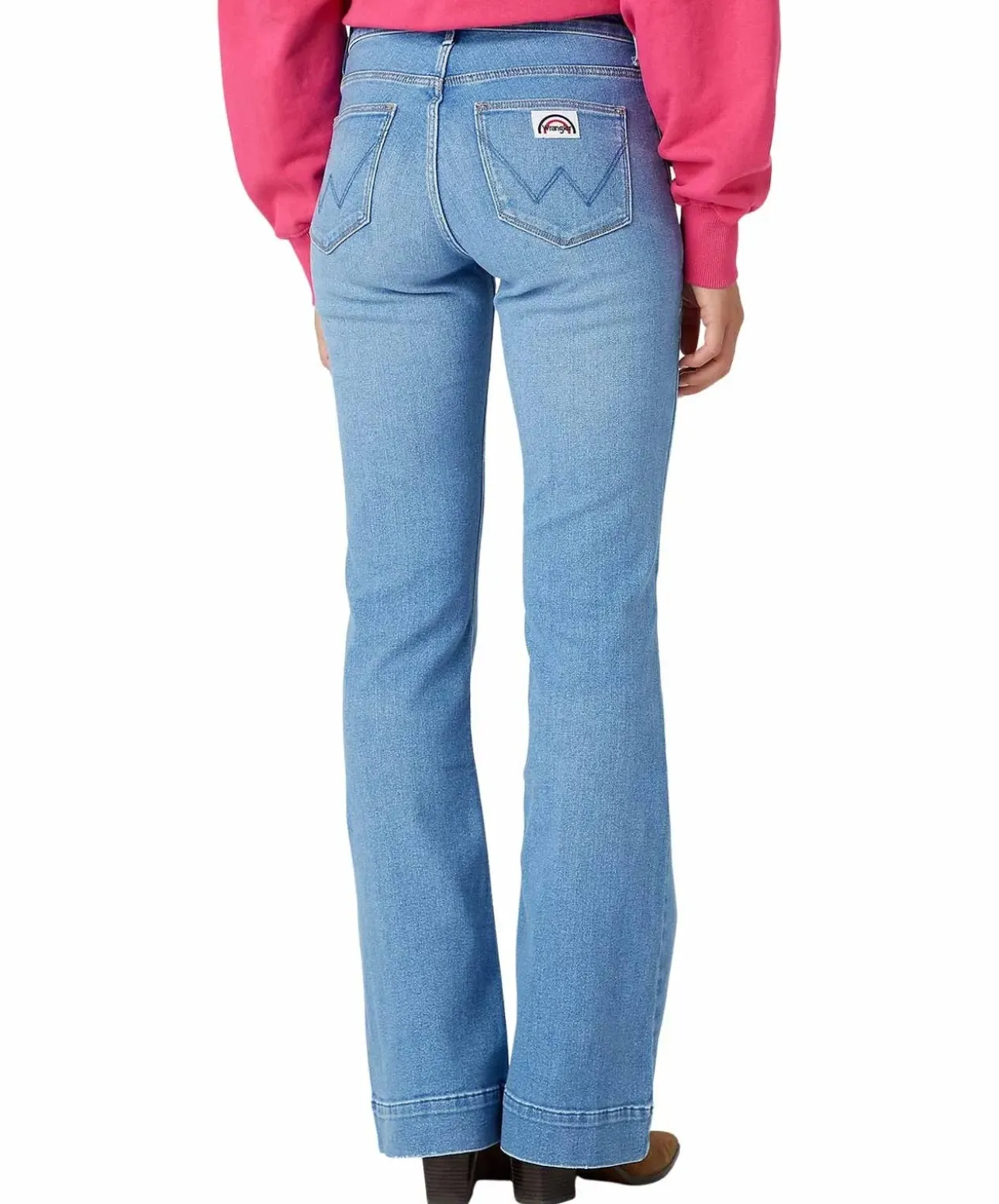 Wrangler Flare Jeans mit High Waist in Hellblau
