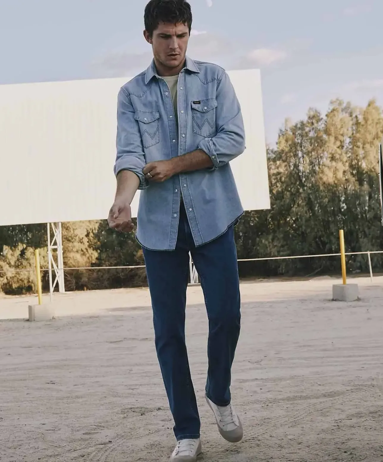 Wrangler Greensboro Jeans Straight Fit in Stonewash