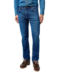 Wrangler Greensboro Jeans Straight Fit in Dandelion