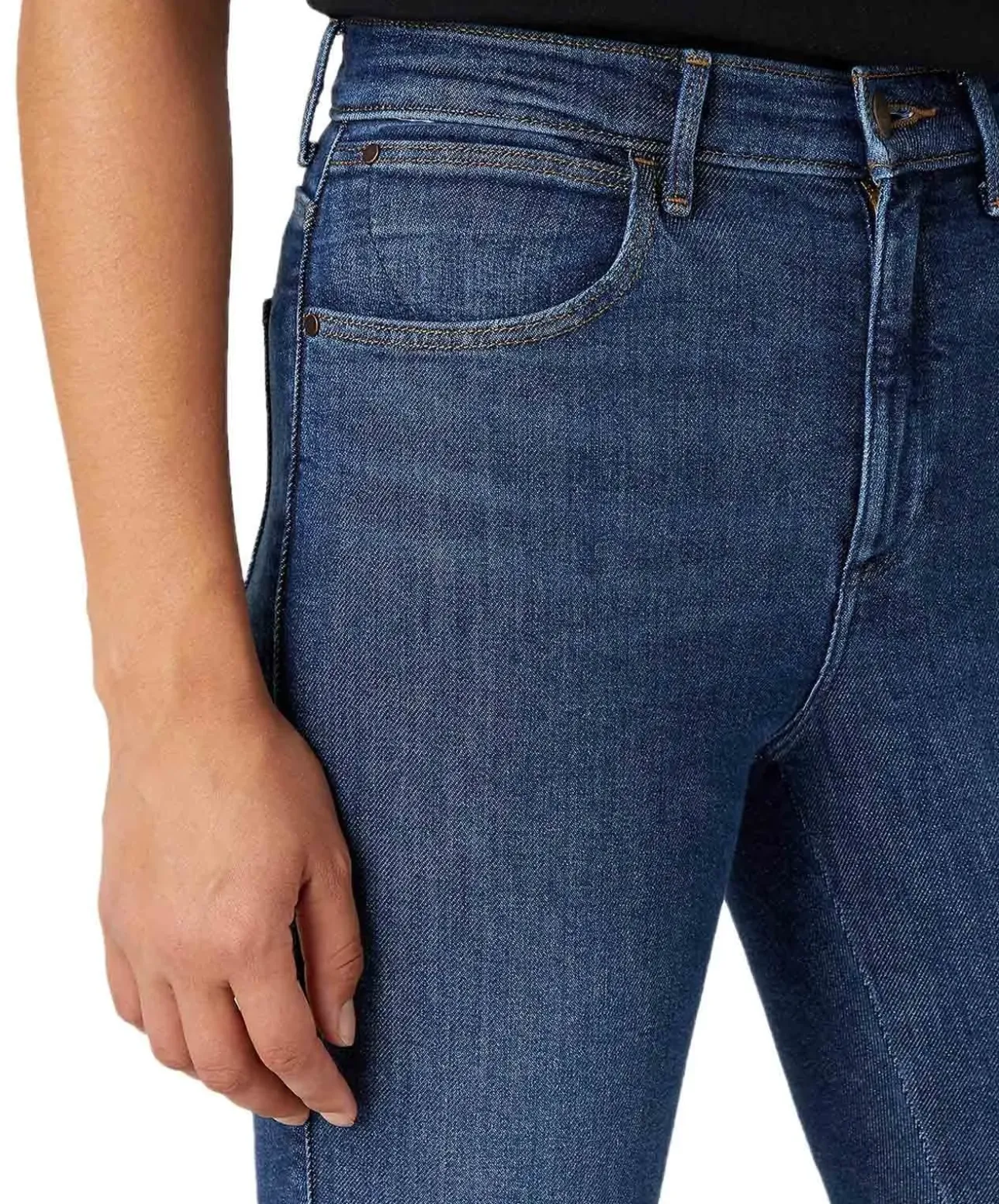 Wrangler Jeans Skinny Fit Body Bespoke in Good News