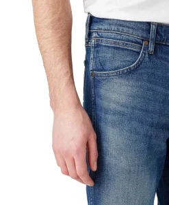 Wrangler Jeans Straight Fit Greensboro in Hard Edge