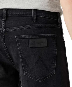 Wrangler Jeans Straight Fit Greensboro aus Black Denim