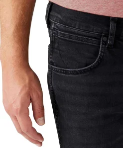 Wrangler Jeans Straight Fit Greensboro aus Black Denim
