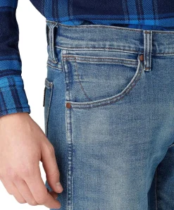 Wrangler Jeans Tapered Fit Larston in Blue Fever