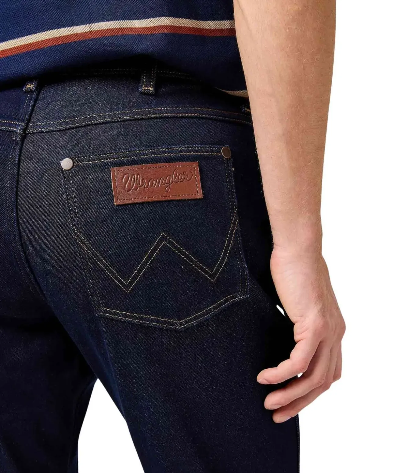 Wrangler Larston Jeans Tapered Fit in Rinse-Waschung