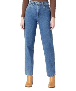 Wrangler Mom Jeans Straight Leg in Stonewash