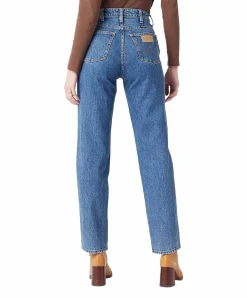Wrangler Mom Jeans Straight Leg in Stonewash