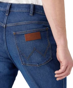 Wrangler River Jeans Straight Fit in Far Away