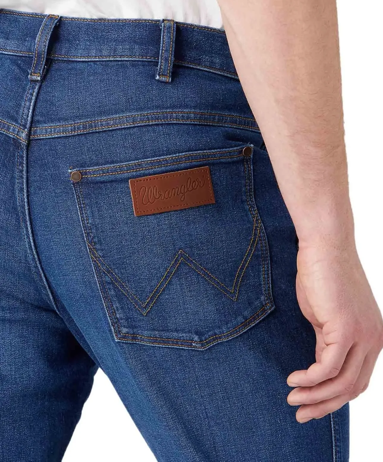Wrangler River Jeans Straight Fit in Far Away