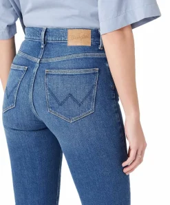 Wrangler Straight Jeans in blau mit mittelhohen Bund