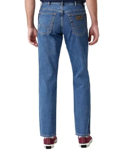 Wrangler Texas Jeans in Stonewash W121 05 096