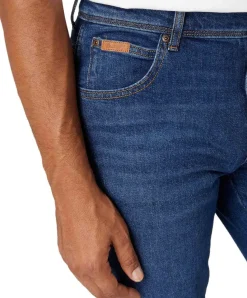 Wrangler Texas Stretch Jeans Straight Fit mit Used Look