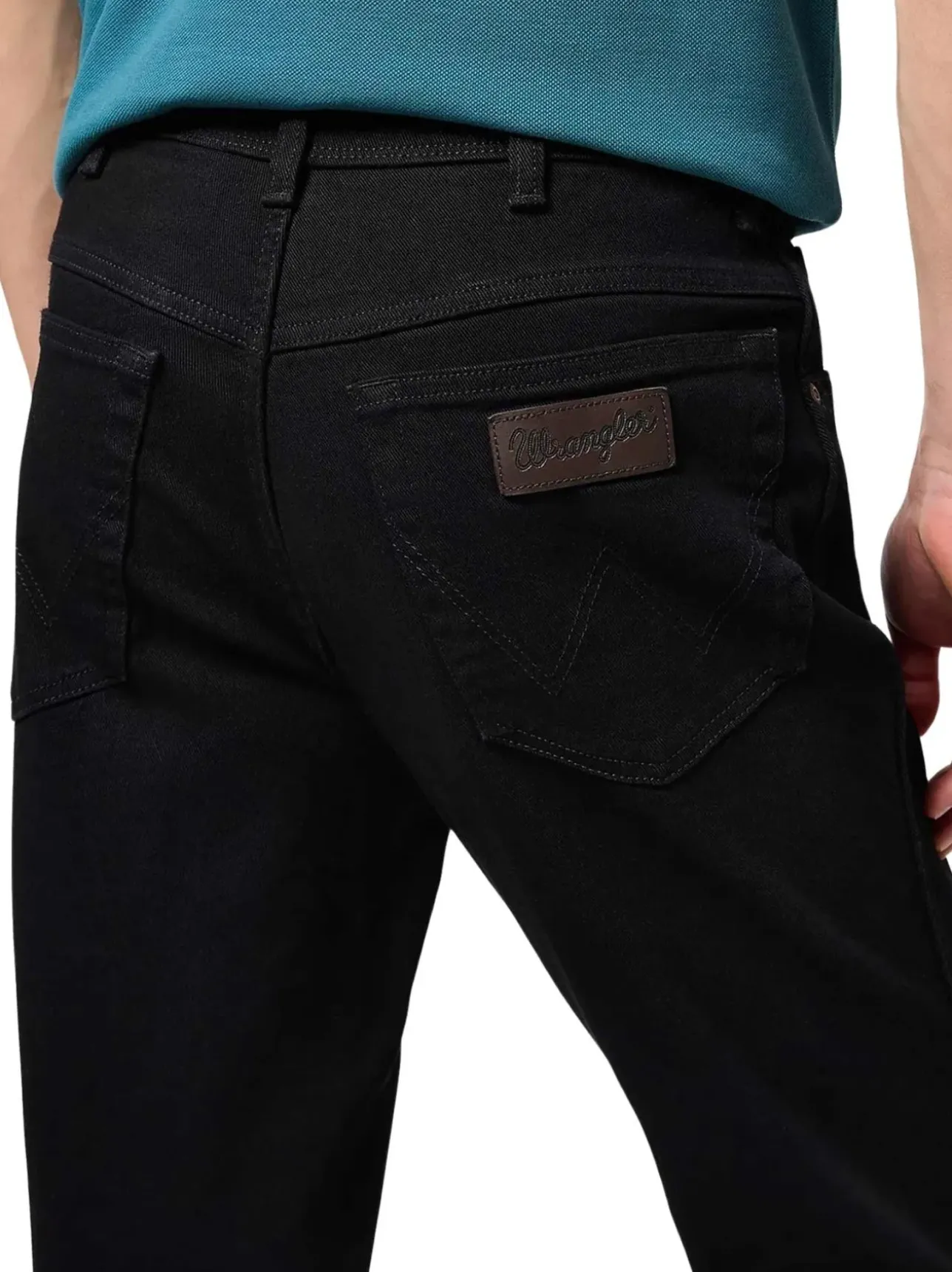 Wrangler Texas Stretch Jeans in Black Overdye