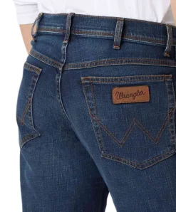 Wrangler Texas Stretch Jeans in Vintage Tint