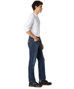 Wrangler Texas Stretch Jeans in Vintage Tint