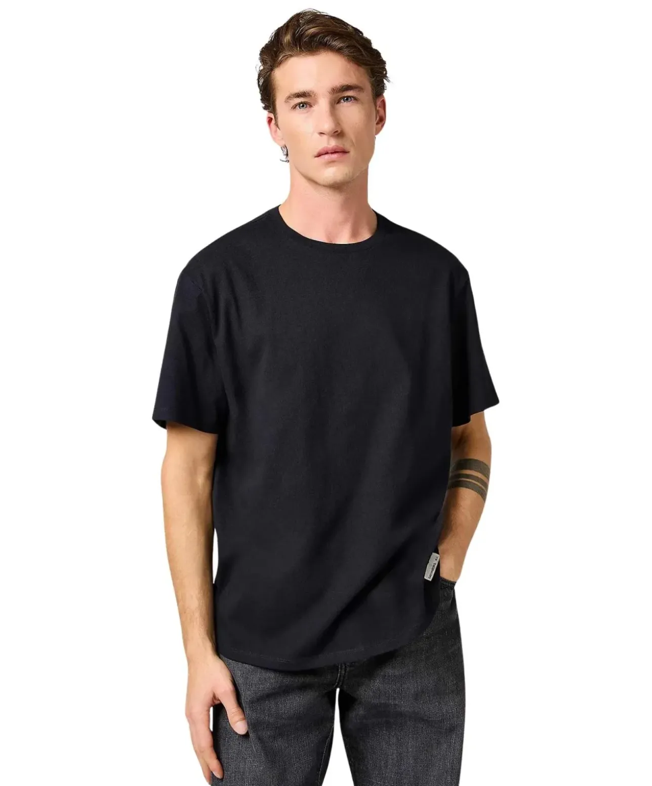 Wrangler T-Shirts Solid Tee in Schwarz